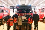Öffentliche unterstützt First Responder der Feuerwehren